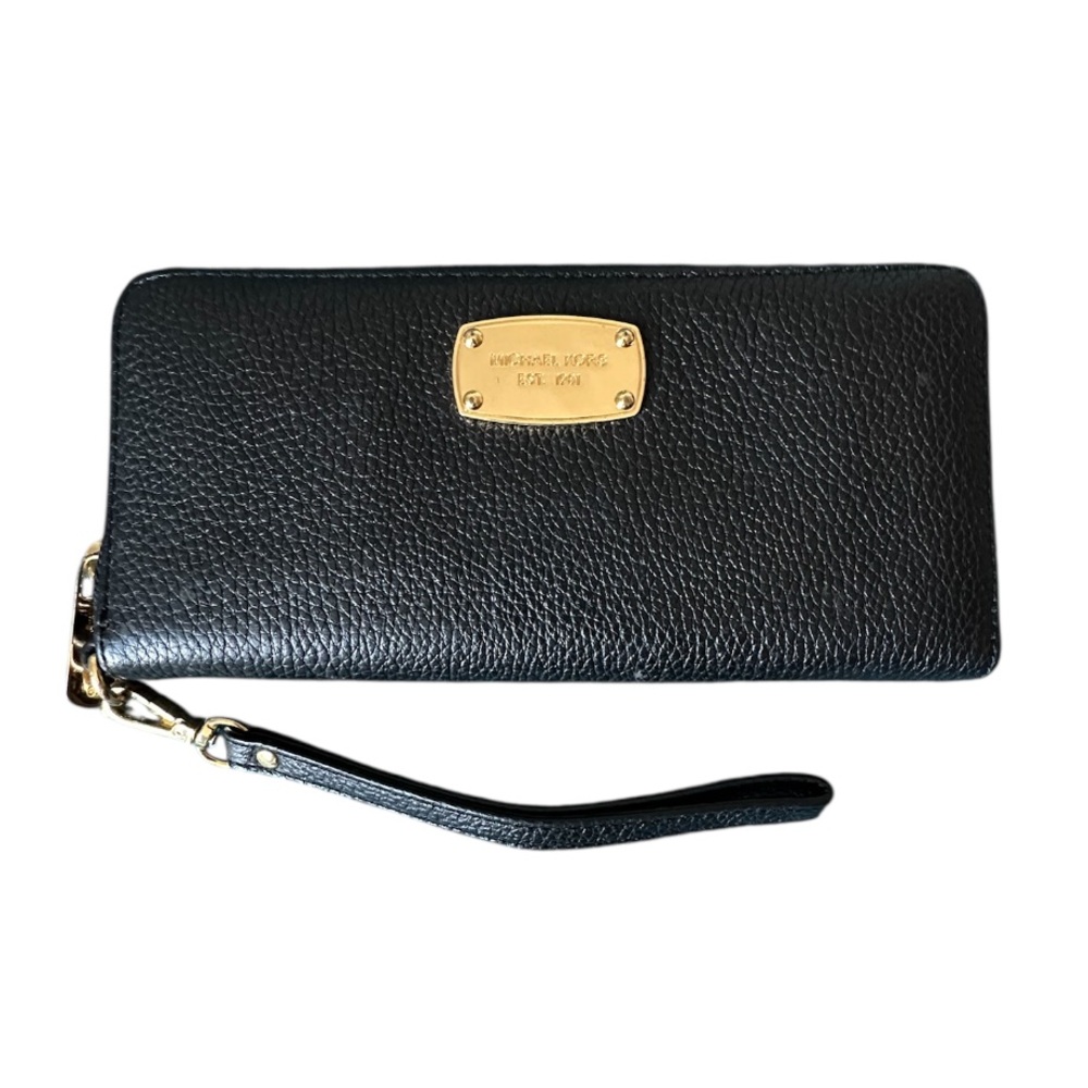 Michael Kors Black Pebbled Leather Full Size Full Zip Wallet With Gold Hardware